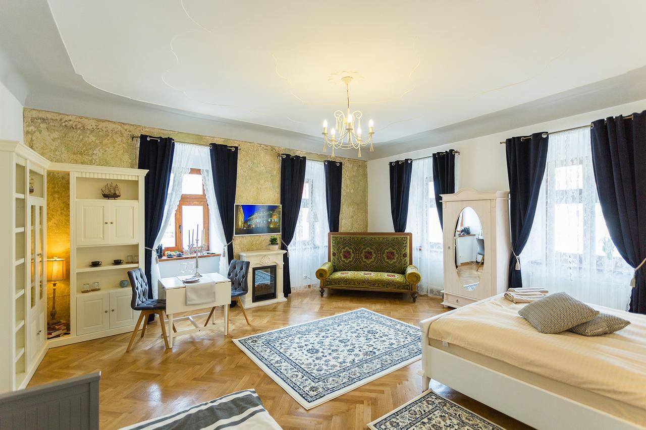 Crown Jewels Centre Sibiu Apartment Exterior photo